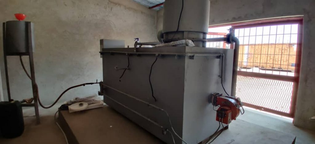 General waste incinerator, dual chamber (primary & secondary)